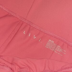 Livi Active Pink Capri Leggings